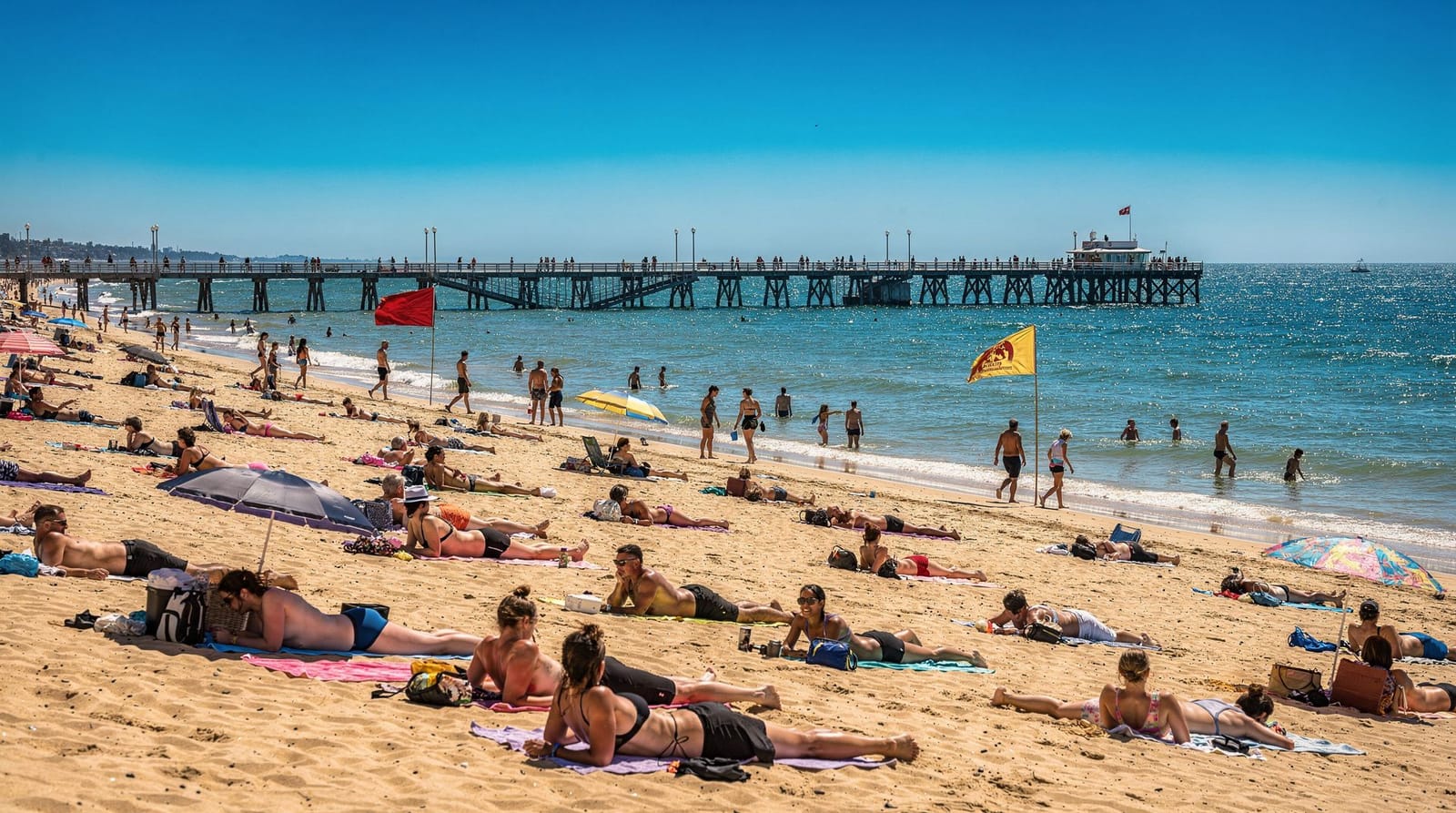 L'été à Melbourne : à quoi s'attendre — À quoi ressemble réellement l'été à Melbourne (décembre-février), entre canicule