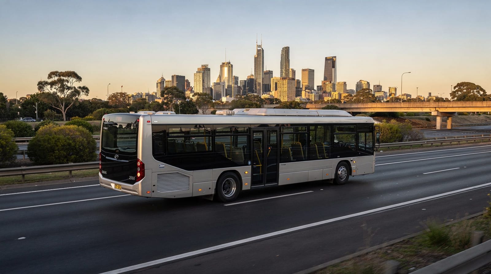 De l'aéroport de Melbourne au centre-ville : SkyBus, taxi et options de transfert — Comment rejoindre le centre-ville depuis l'aéroport de Melbourne : tarifs et hor