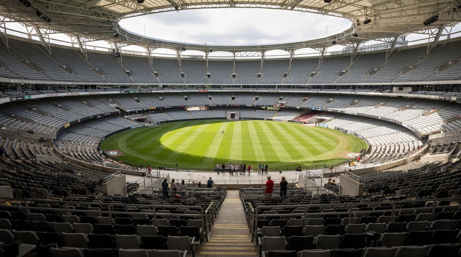 MCG tour: is it worth it if you're not a sports fan? — An honest review of the Melbourne Cricket Ground guided tour: what you see, AUD 